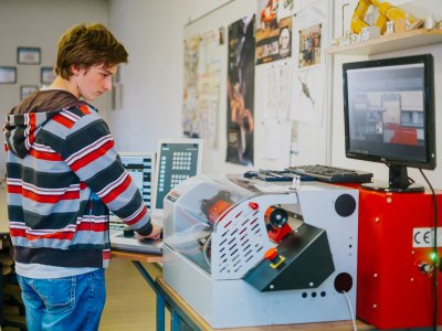 Mechanik seřizovač (23-45-L/01)