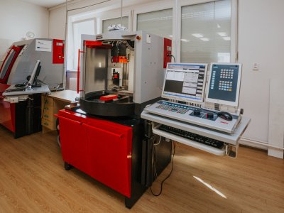 Mechanik seřizovač (23-45-L/01)