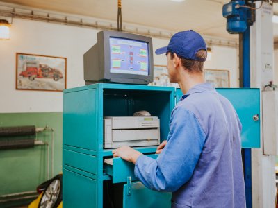 Automechanik (23-68-H/01)