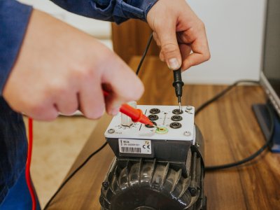 Elektrikář - silnoproud (26-51-H/02)