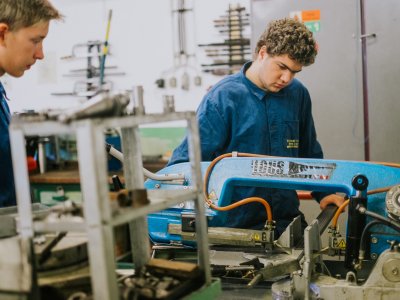 Opravář zemědělských strojů (41-55-H/01)